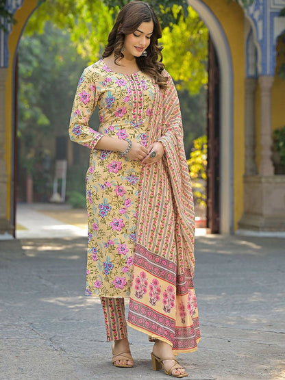Dhiyona KL Women Floral Printed Regular Kurta with Trousers & With Dupatta