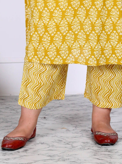 Dhiyona KL Floral Printed Regular Sequinned Pure Cotton Kurta with Trouser & With Dupatta
