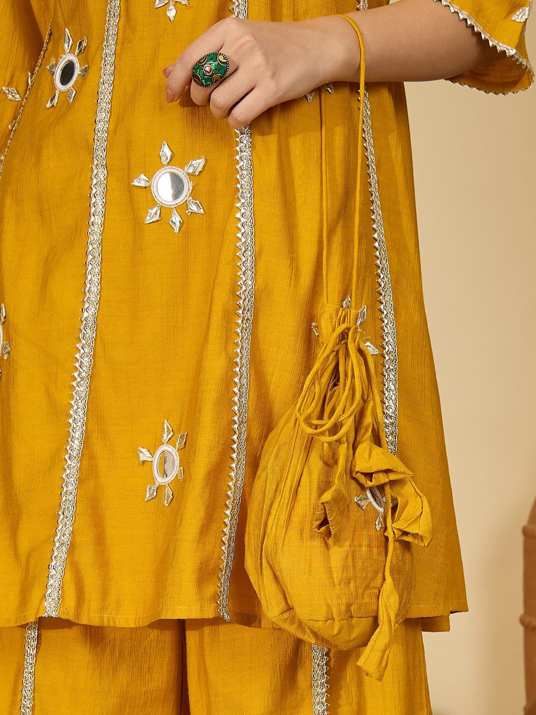 Women Floral Embroidered Regular Mirror Work Kurta with Palazzos