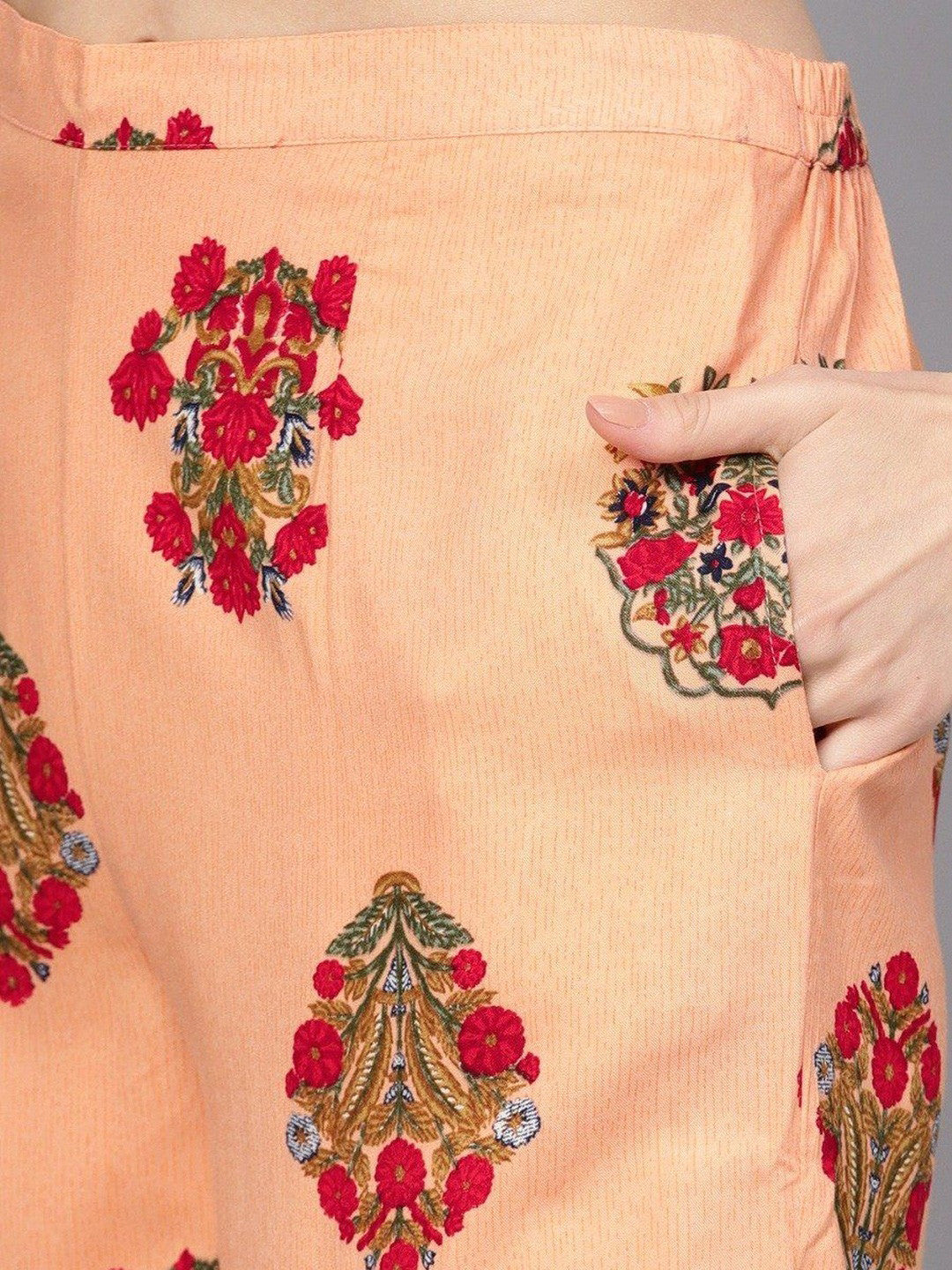 Women Striped Regular Kurta with Palazzos