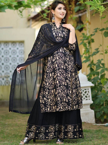Dhiyona KL Women Floral Printed Regular Pure Cotton Kurta with Sharara & With Dupatta