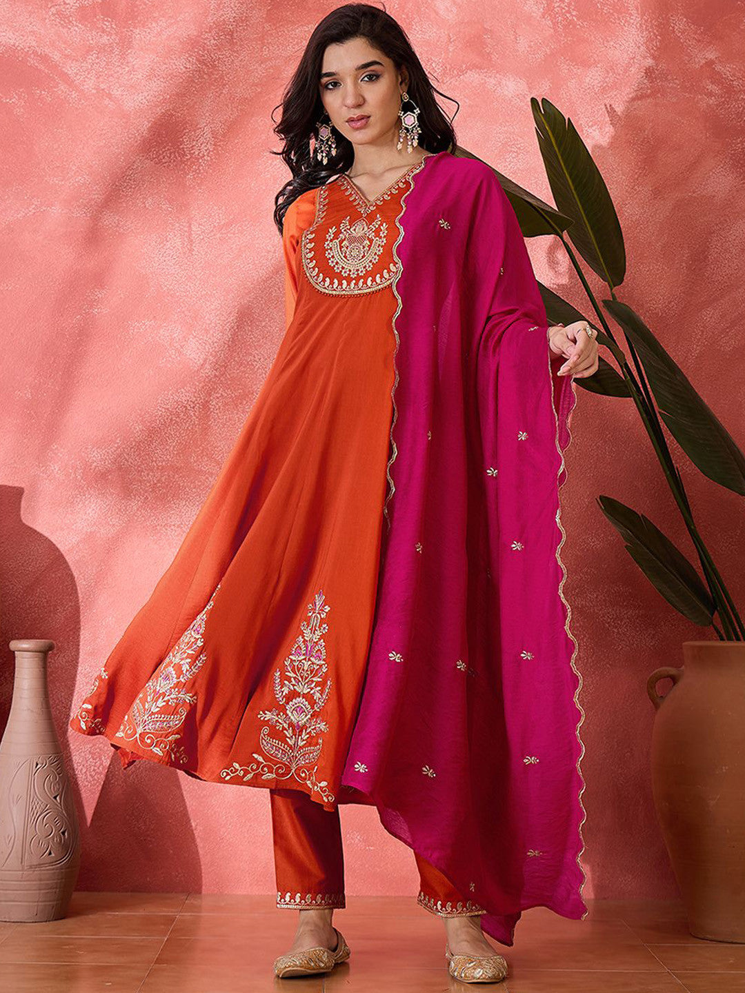 Dhiyona SN Women Floral Embroidered Kurta with Trousers & Dupatta