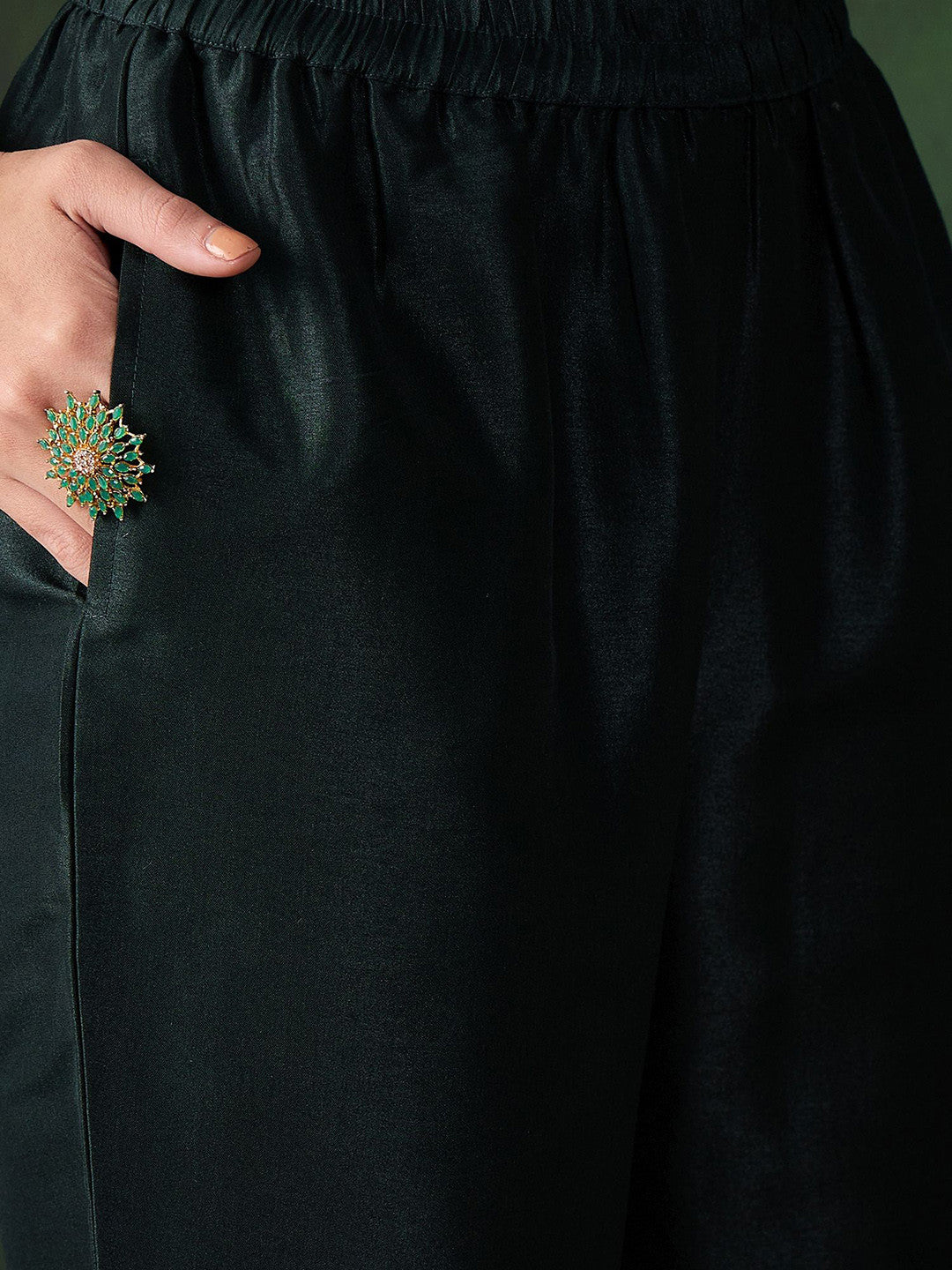 Ethnic Motifs Embroidered Sequinned Straight Kurta With Trouser