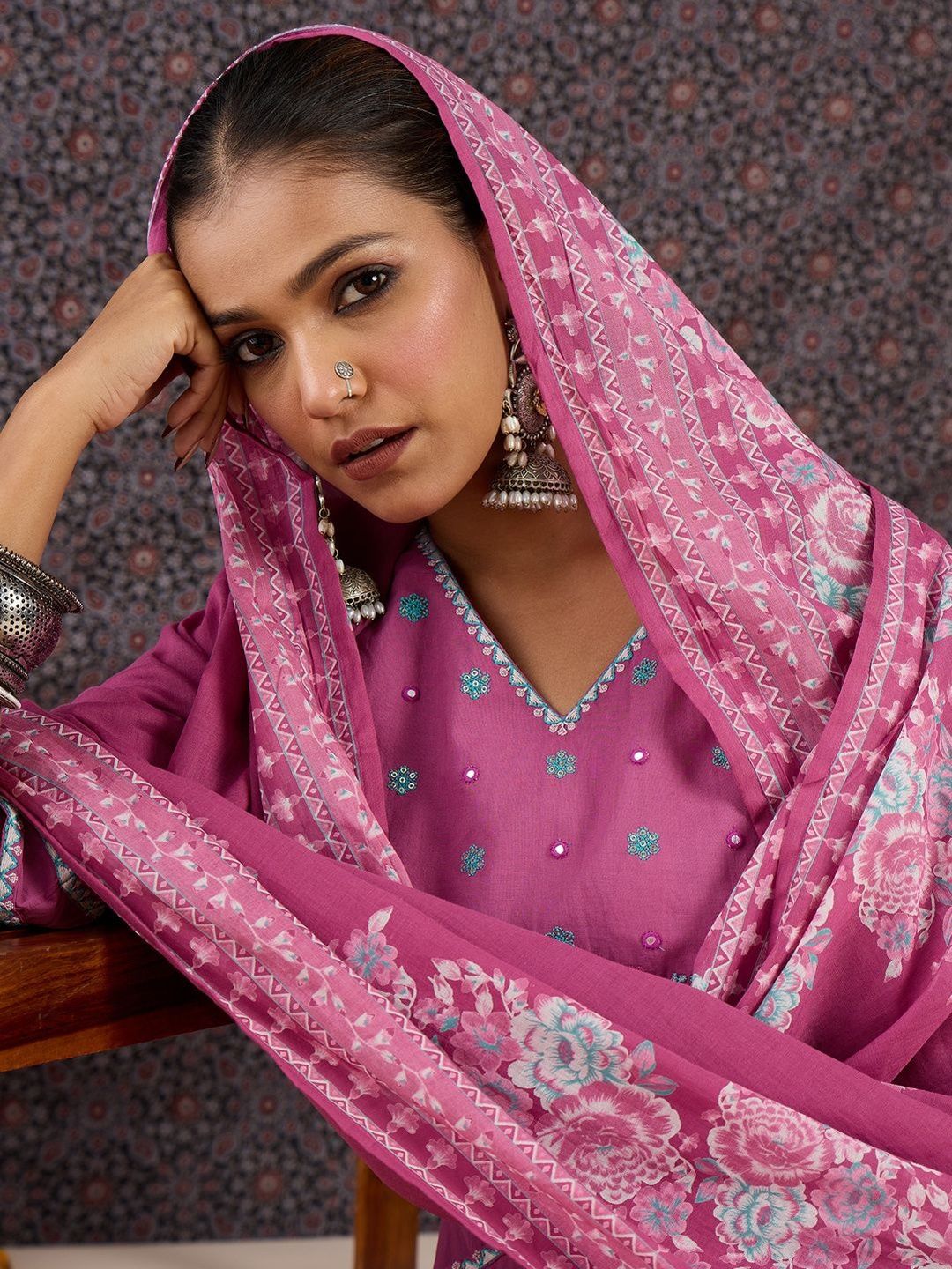 Women Floral Embroidered Regular Thread Work Pure Cotton Kurta with Trousers & With Dupatta