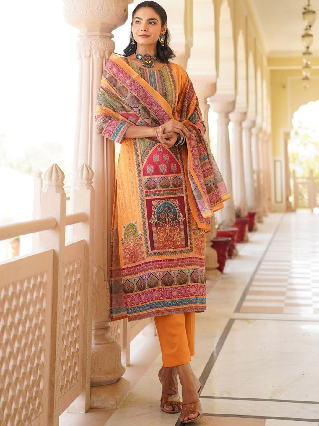 Dhiyona KL Women Ethnic Motifs Printed Kurta with Trousers & Dupatta