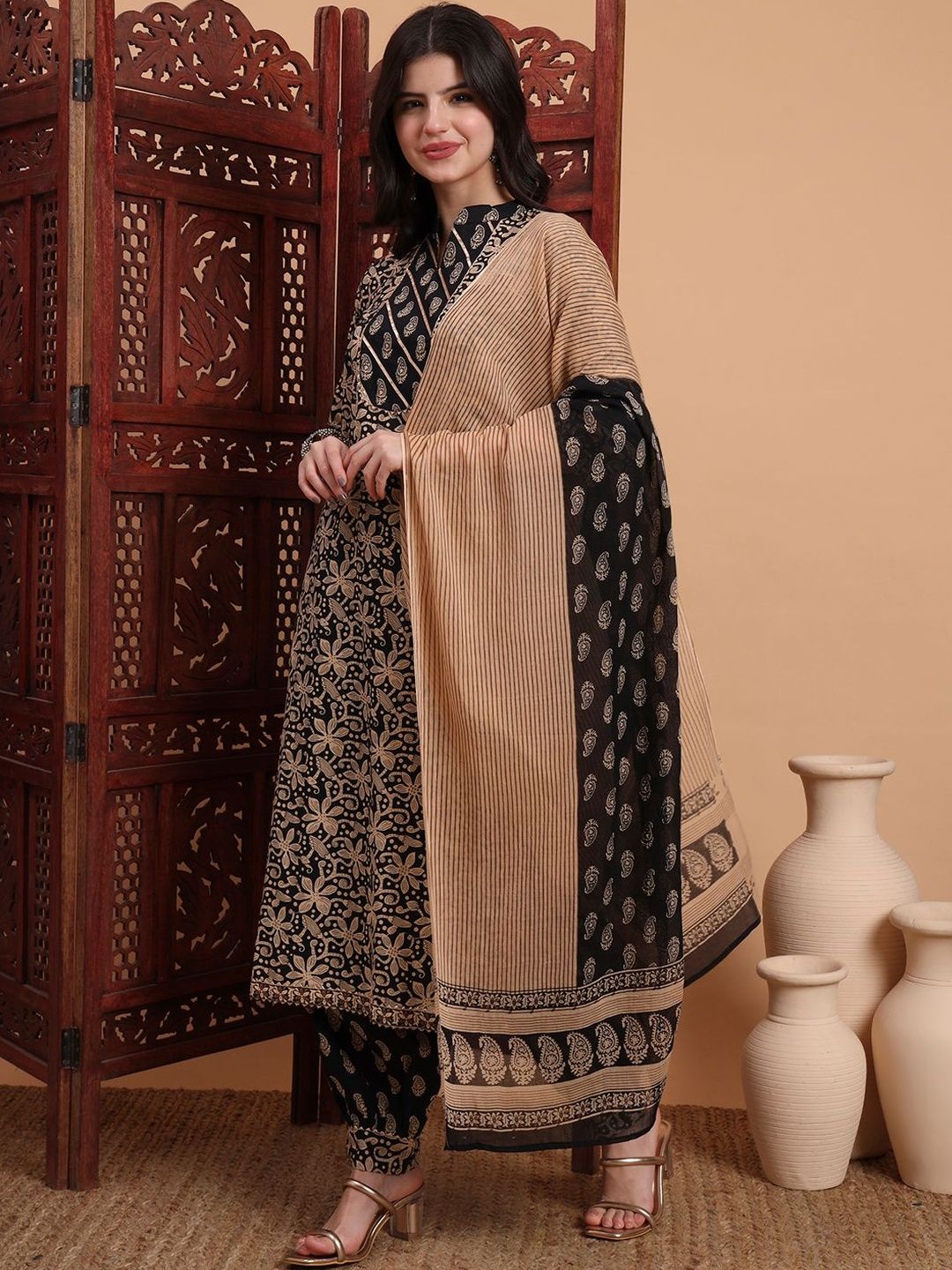 Dhiyona KL Women Ethnic Motifs Printed Regular Pure Cotton Kurta with Dhoti Pants & With Dupatta