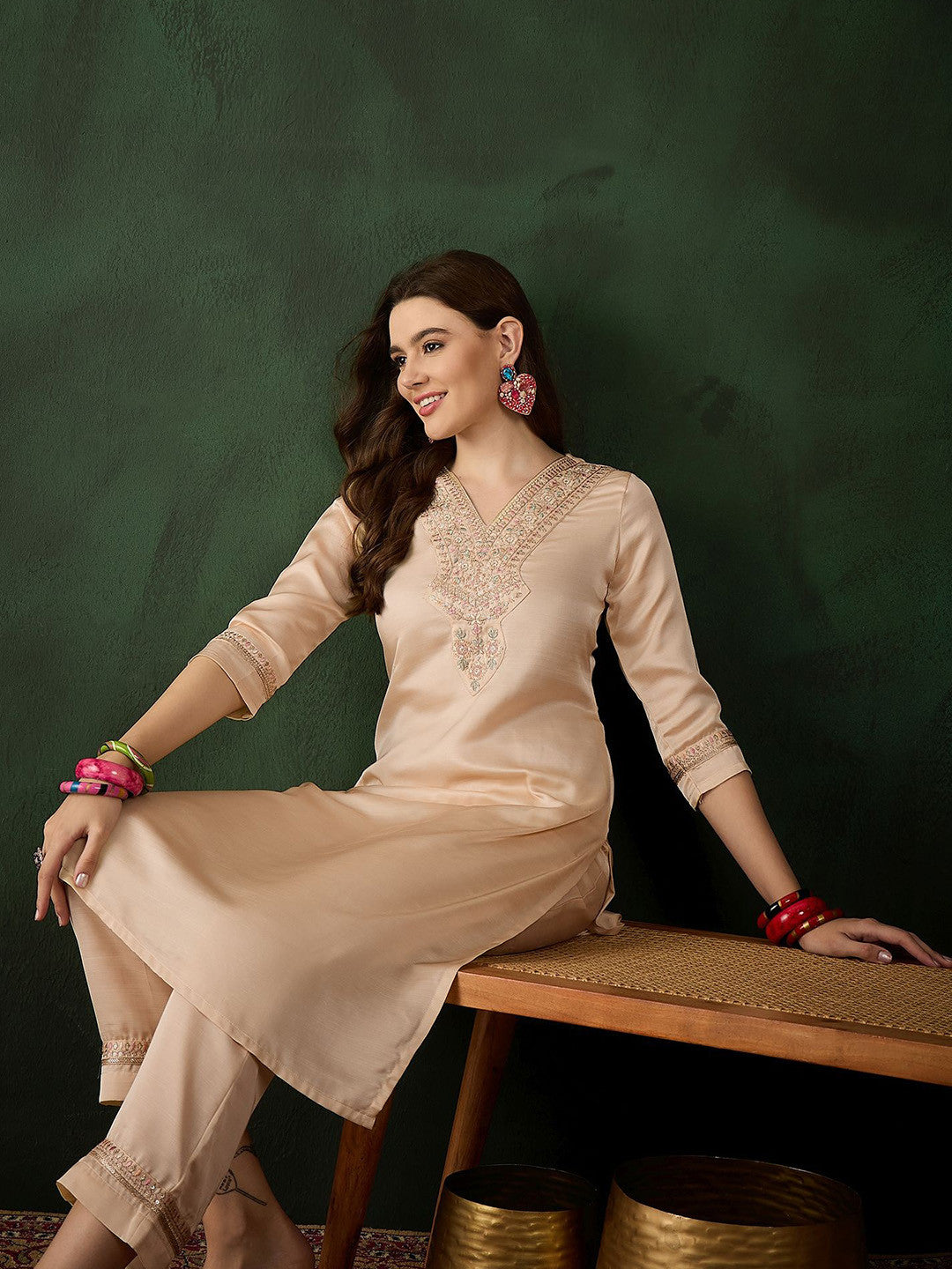 Ethnic Motifs Yoke Design Sequinned V-Neck Straight Kurta With Trouser