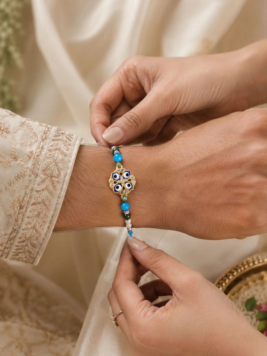 Dhiyona Rakhi