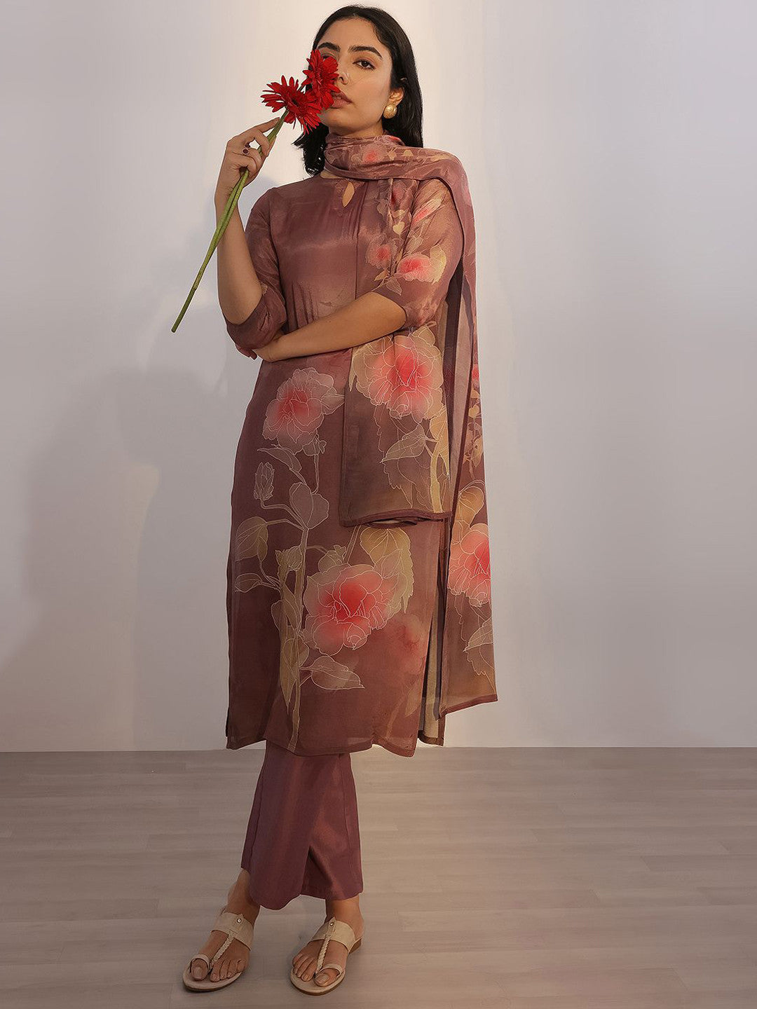 Floral Printed Keyhole Neck Straight Kurta With Trousers & Dupatta