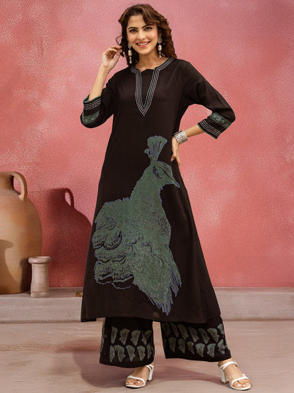 Women Printed With Embroidered Kurta With Palazzos