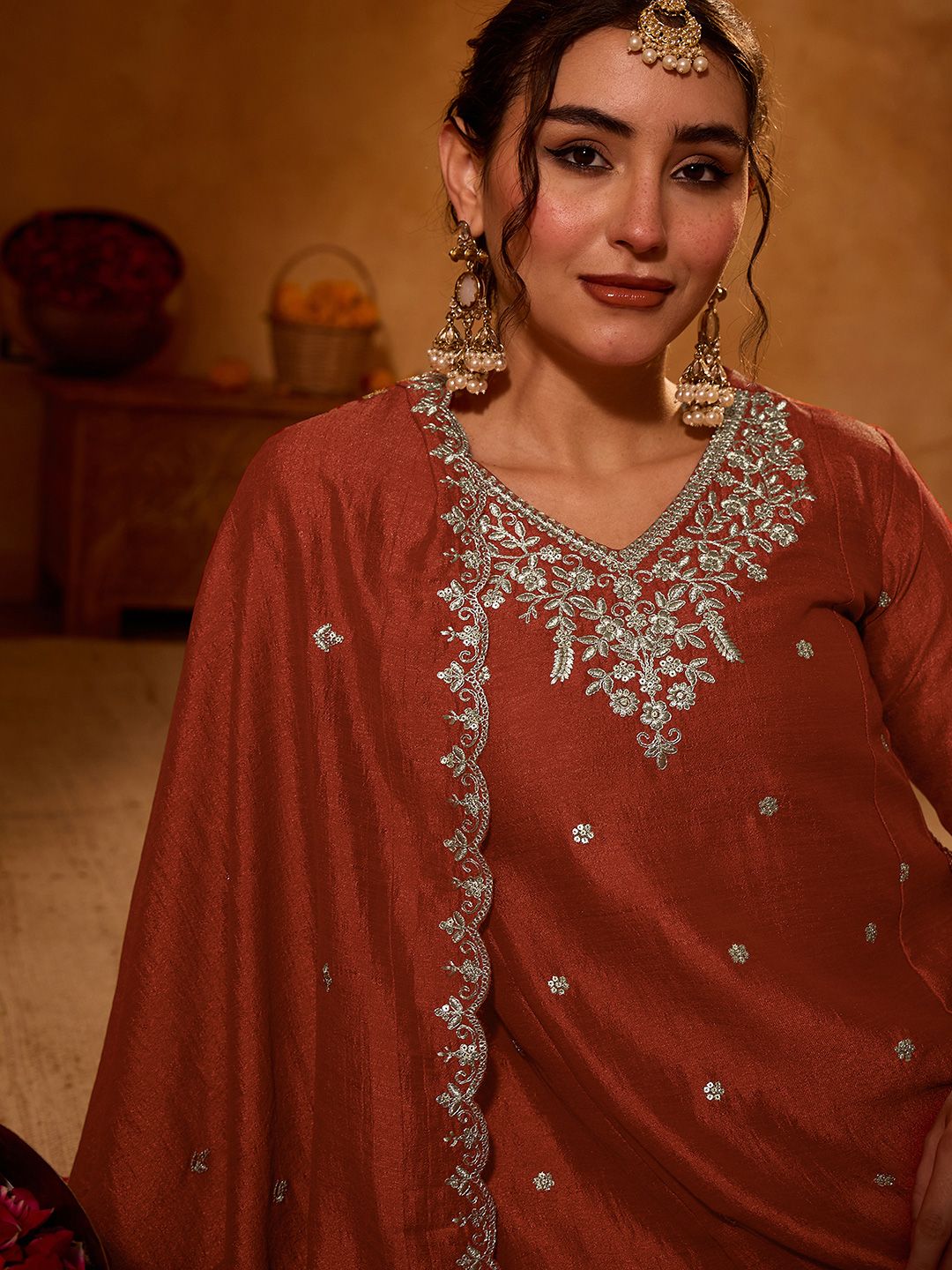 Dhiyona KL Women Ethnic Motifs Embroidered Regular Thread Work Kurta with Palazzos & With Dupatta