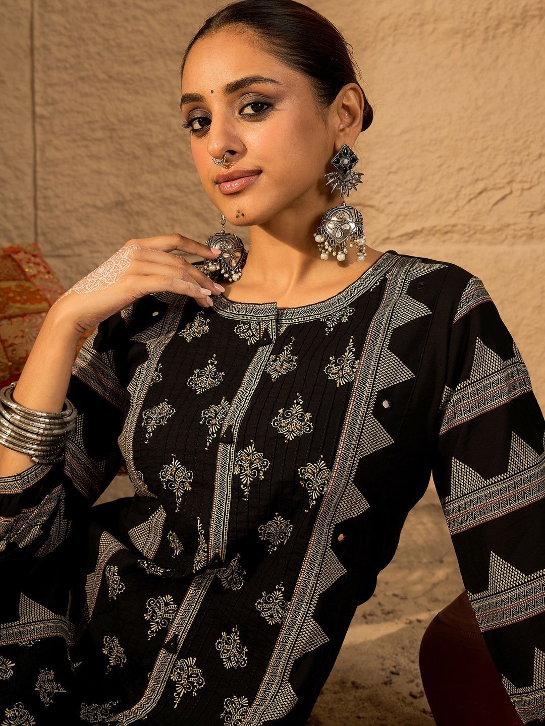 Ethnic Motifs Printed Pure Cotton Straight Kurta With Trousers