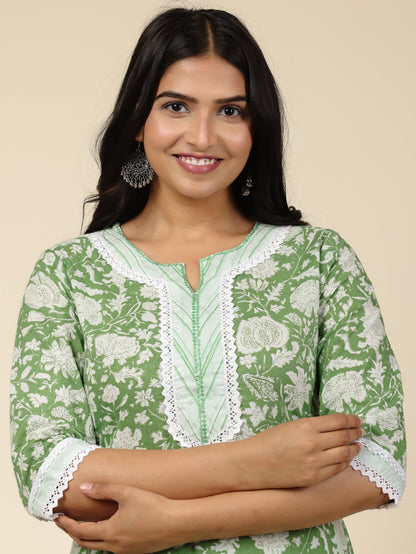 Women's Cotton Green Straight Kurta Set