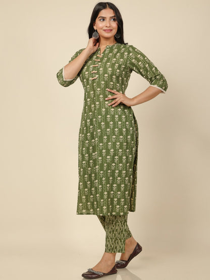 Women's Cotton Green Straight Kurta