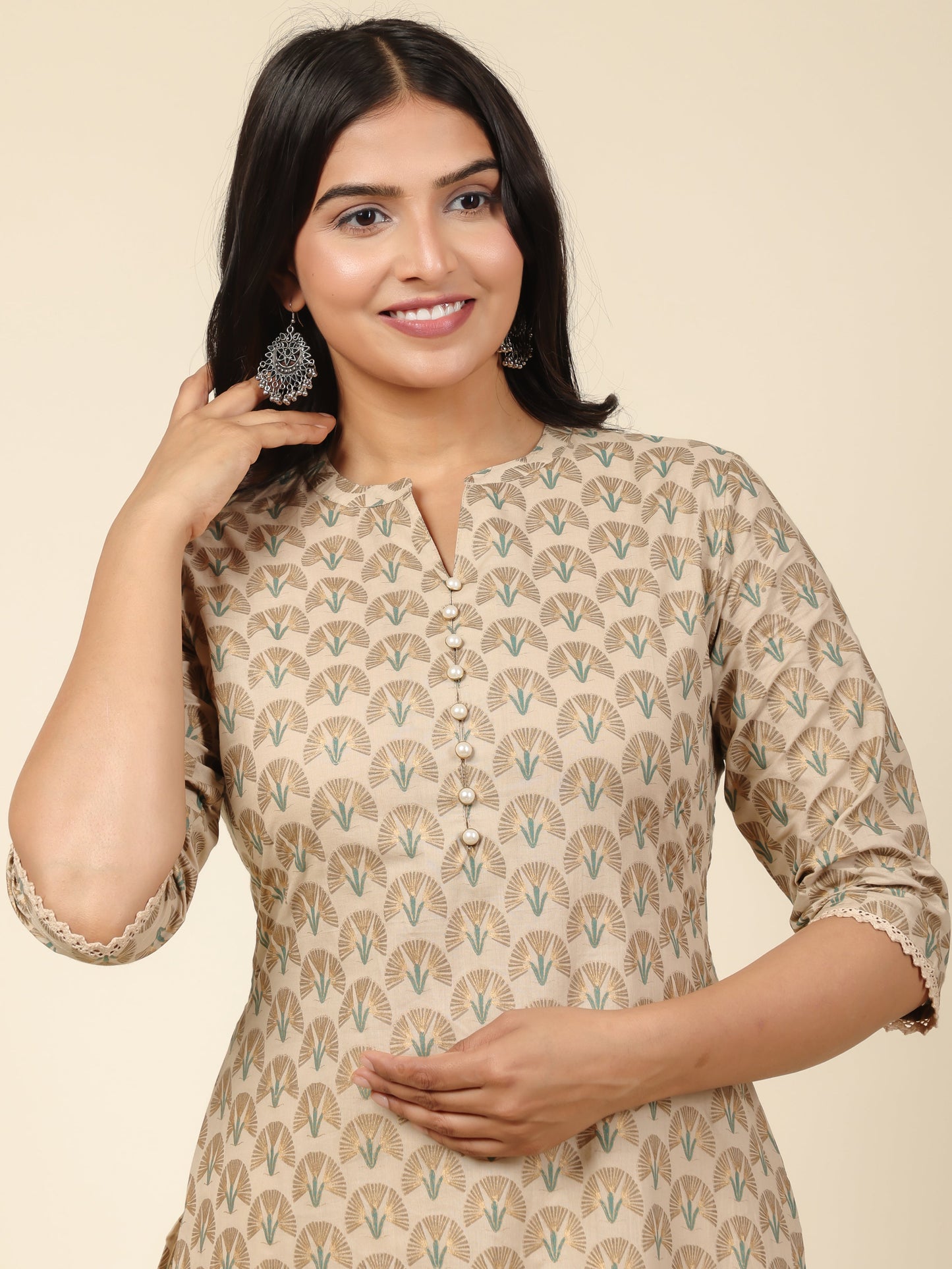 Women's Cotton Off White Straight Kurta