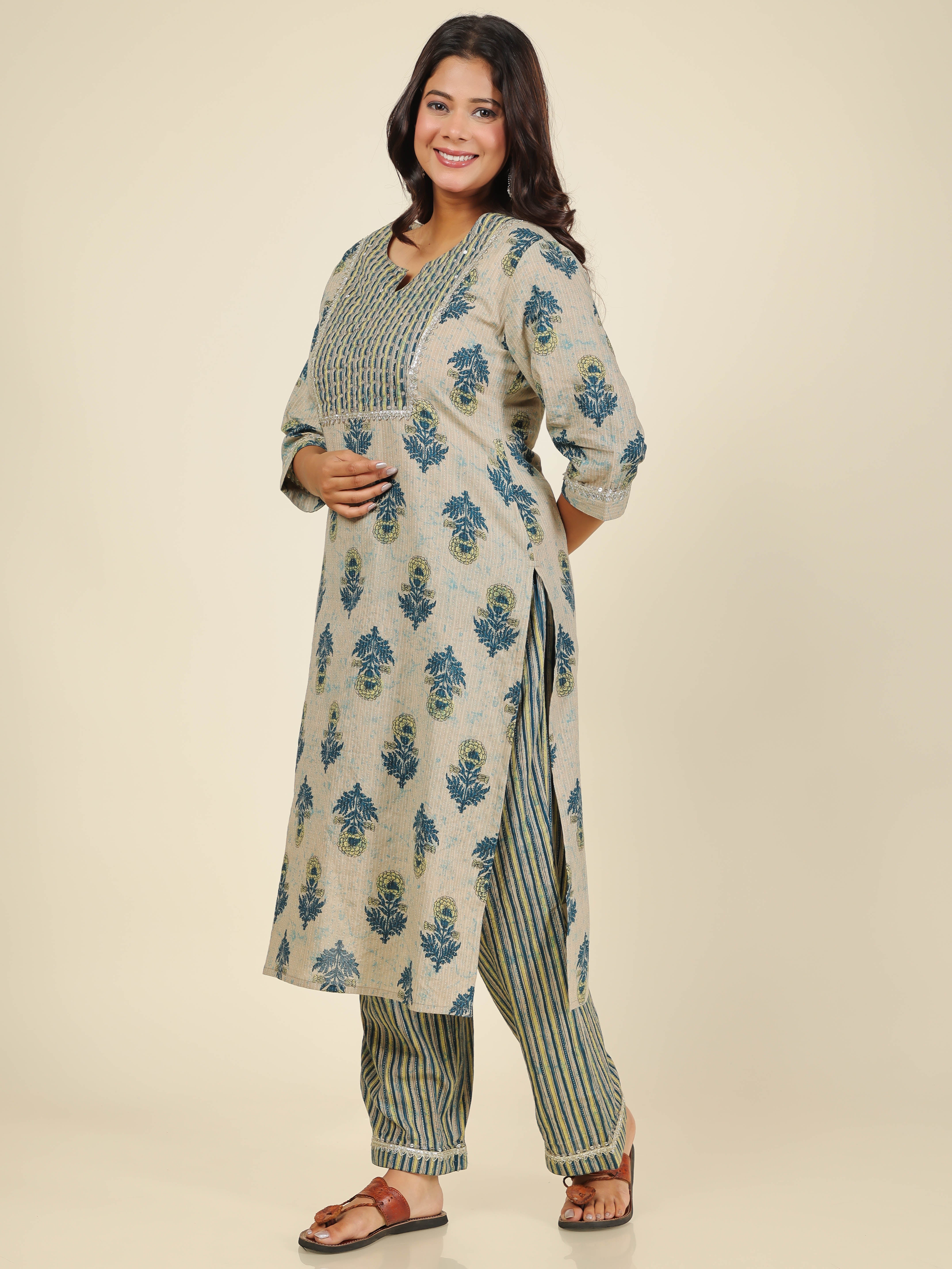 Women's Cotton Beige Straight Kurta