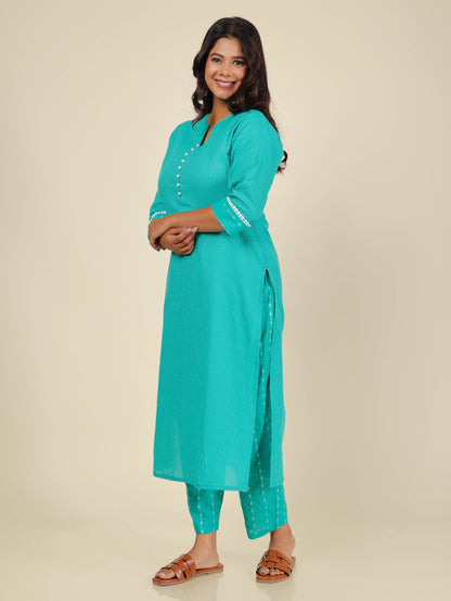 Women's Cotton Turquoise Straight Kurta