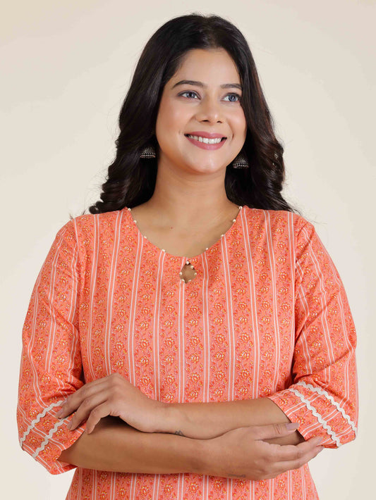 Women's Cotton Orange Straight Kurta