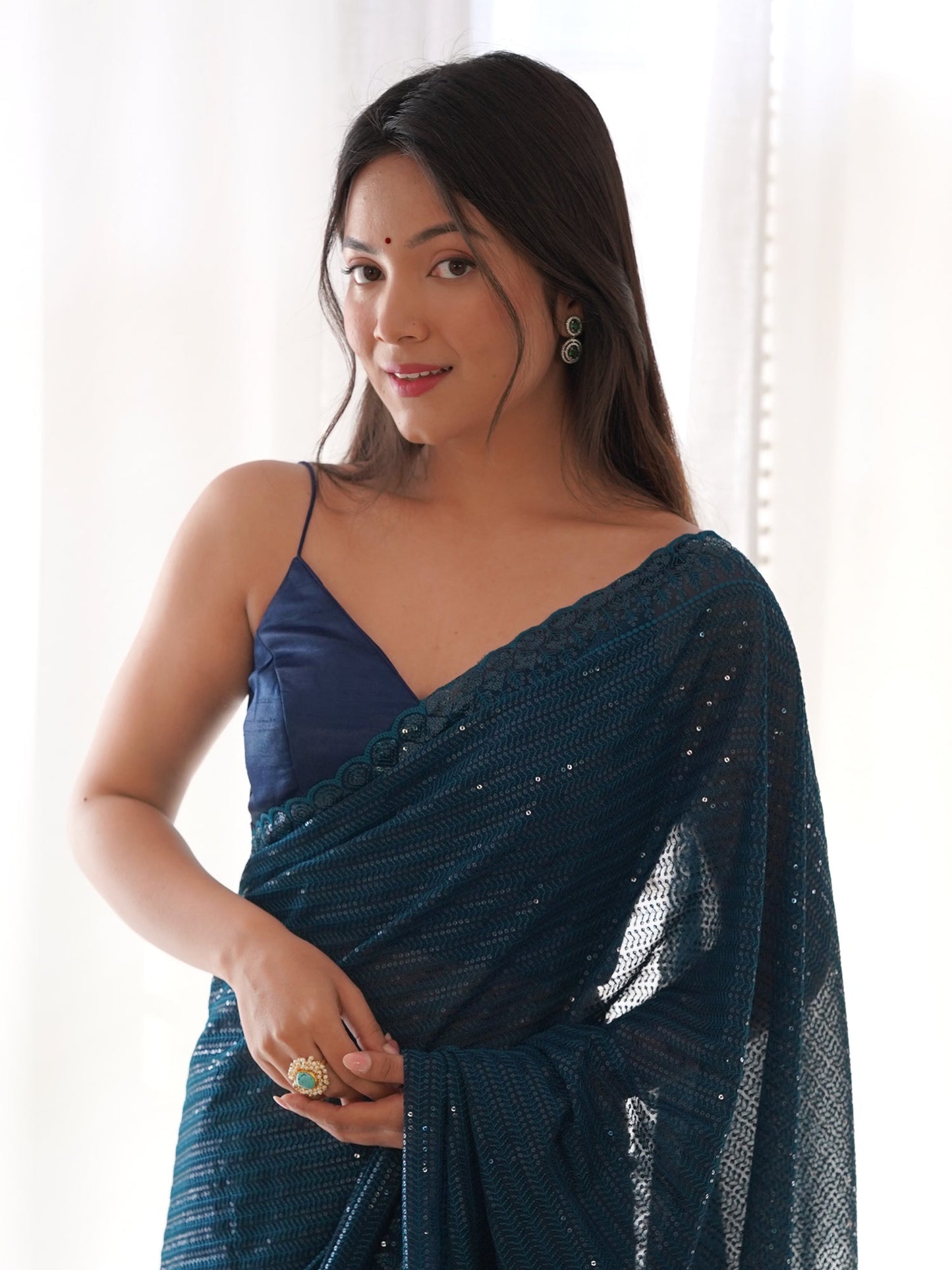 Women's Georgette Teal blue Embellished Designer Saree With Blouse Piece