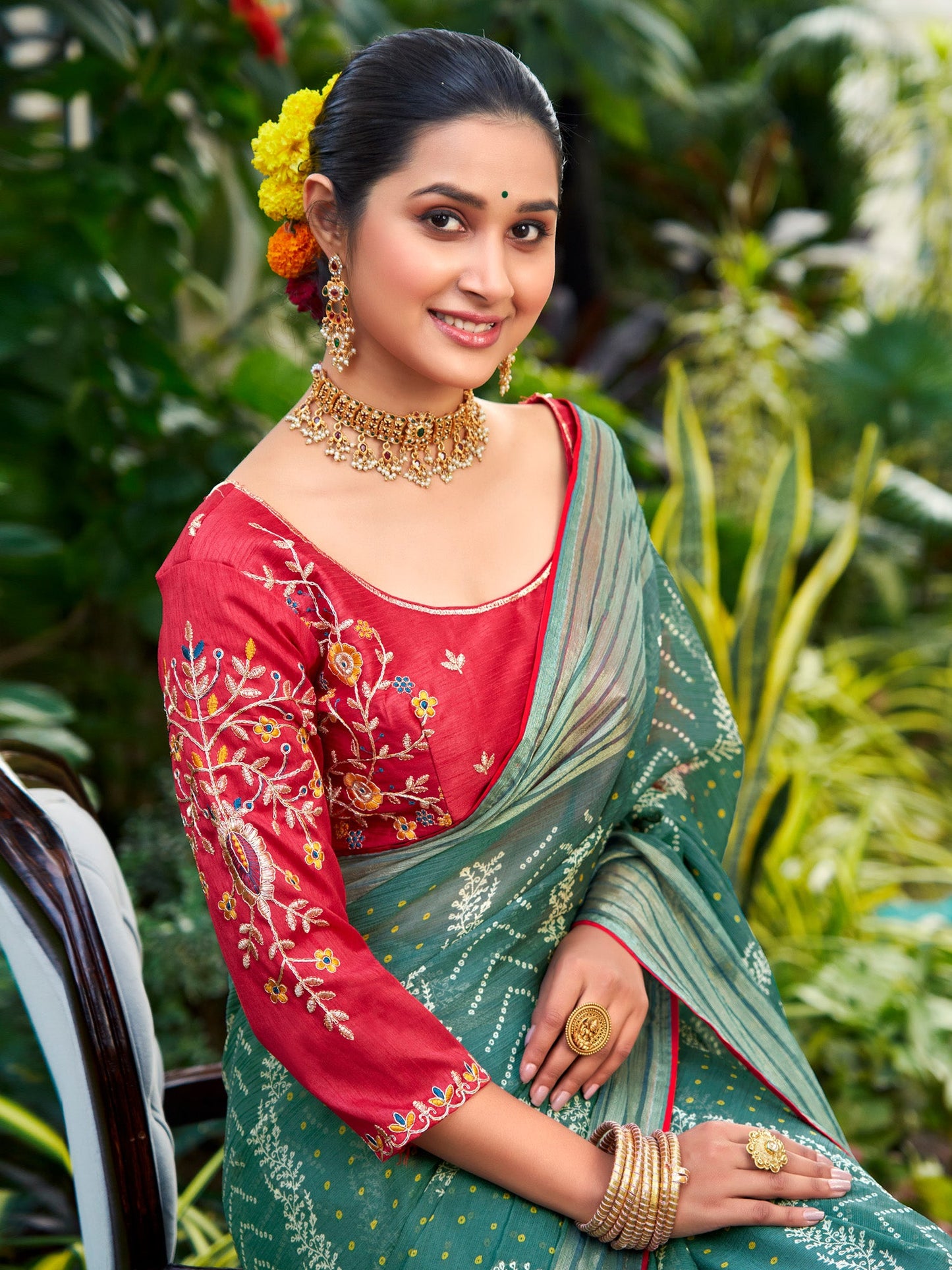 Women's Chiffon Blue Embellished Designer Saree With Blouse Piece