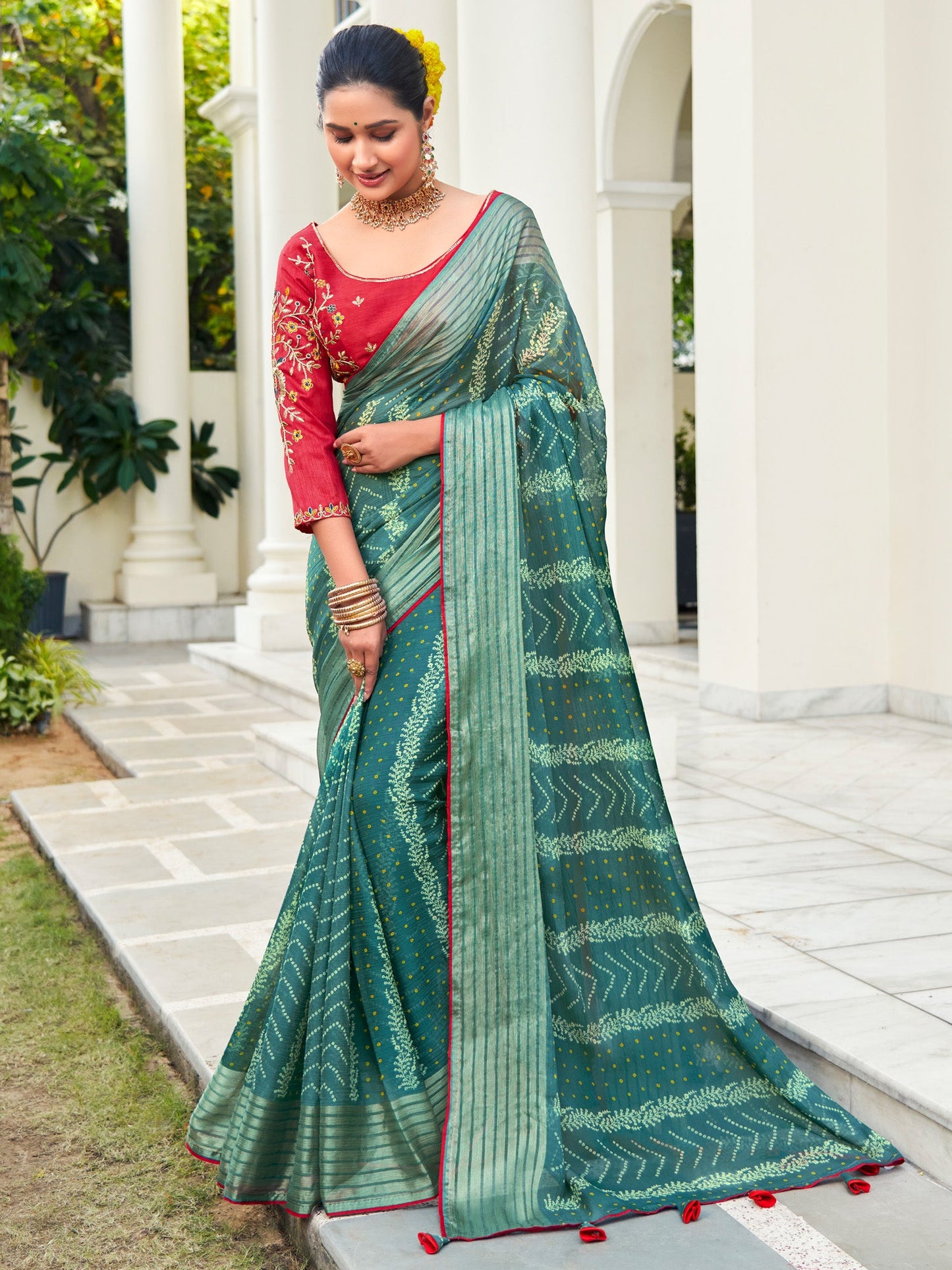 Women's Chiffon Blue Embellished Designer Saree With Blouse Piece
