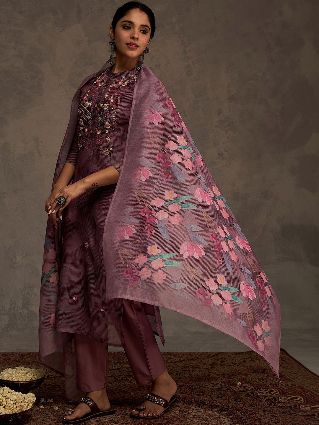 Women Floral Embroidered Regular Thread Work Chanderi Cotton Kurta with Trousers & With Dupatta