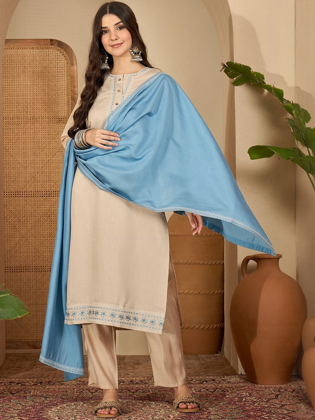 Women Embroidered Regular Thread Work Kurta with Trousers & With Dupatta