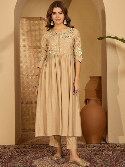 Women Beige Embroidered Kurta Sets With Dupatta