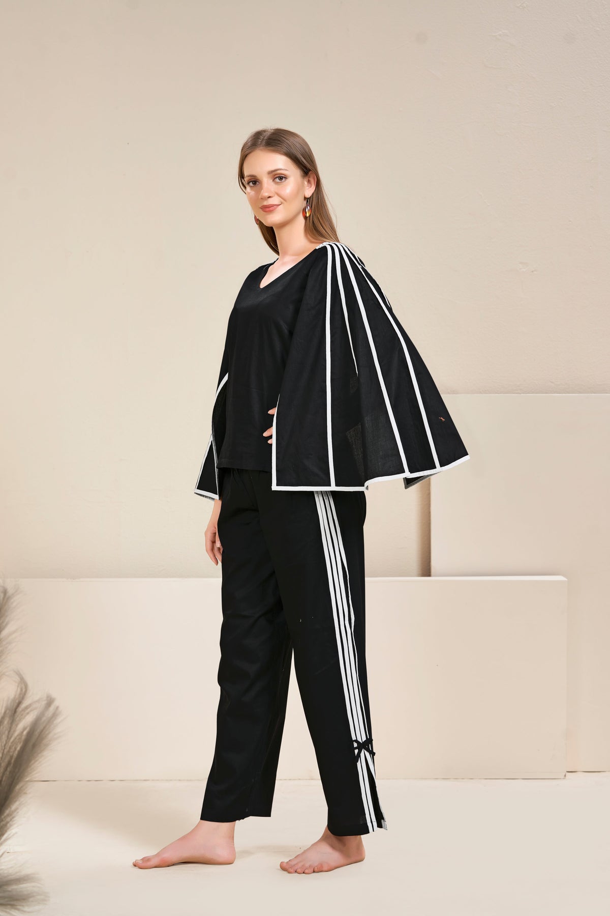 Soul Black Cape Sleeves Co-ord Set