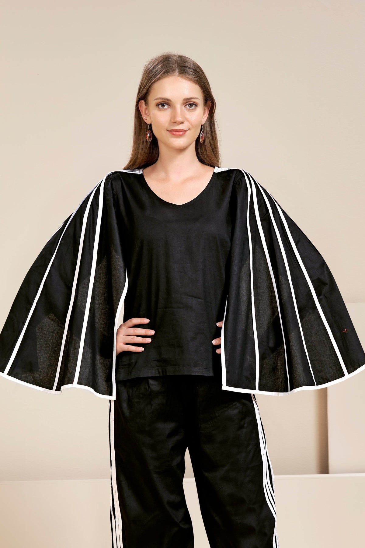 Soul Black Cape Sleeves Co-ord Set
