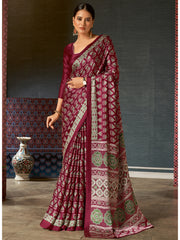 Women's Crepe Magenta Digital Print Designer Saree With Blouse Piece