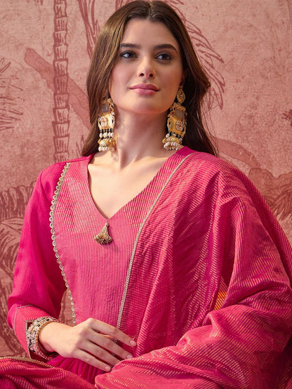 Woven Design V-Neck Kurta & Trousers Kurta Set