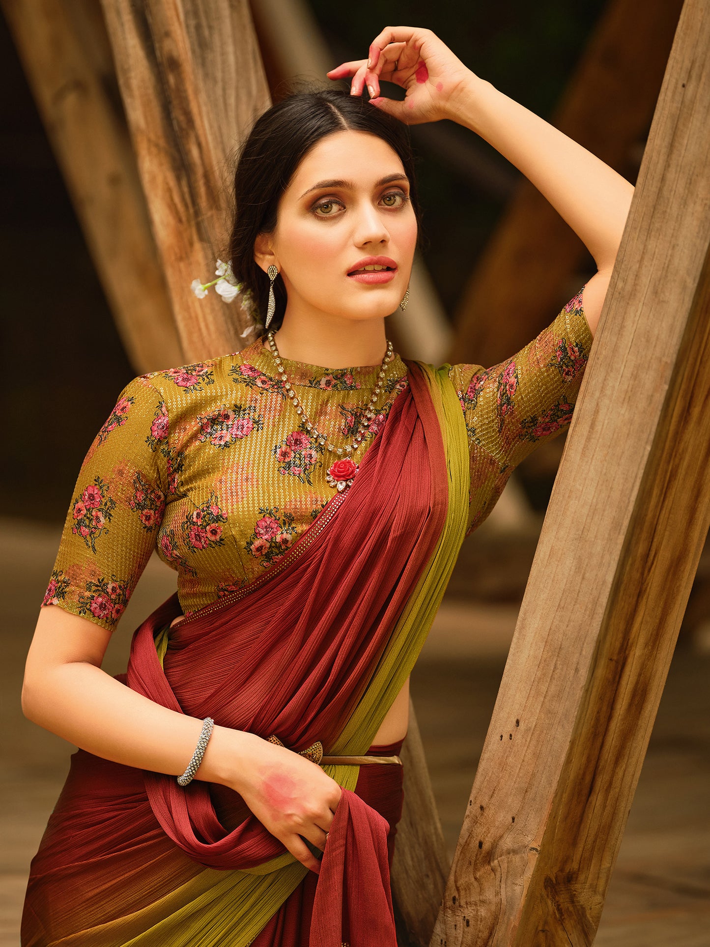 Women's Chiffon Maroon Embellished Celebrity Saree With Blouse Piece