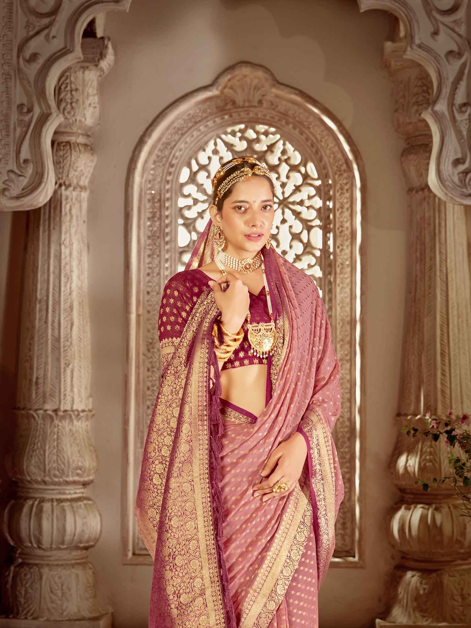 Women's Georgette Pink Woven Design Designer Saree With Blouse Piece