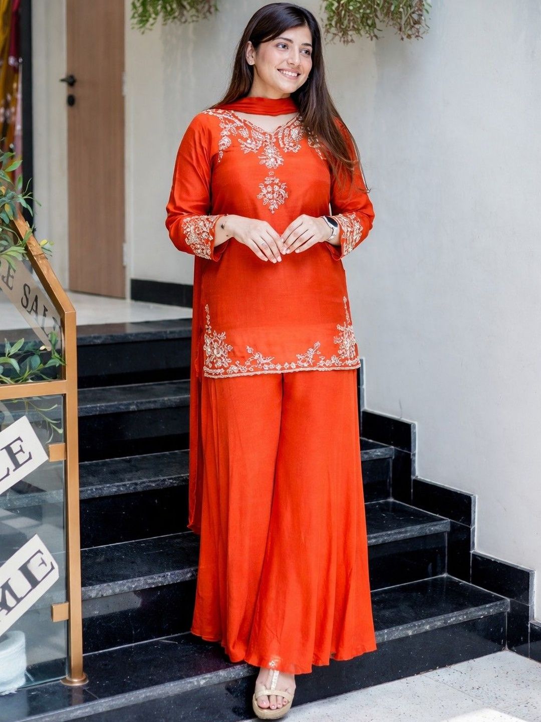 Dhiyona KL Women Ethnic Motifs Embroidered Regular Thread Work Silk Crepe Kurta with Palazzos & With Dupatta