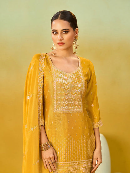 Dhiyona KL Women Ethnic Motifs Embroidered Regular Thread Work Kurta with Sharara & With Dupatta