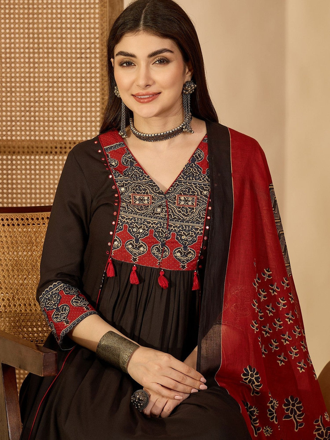 Embroidered Kurta Set