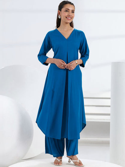 Women Blue Solid Viscose Rayon A-Line Kurta Set