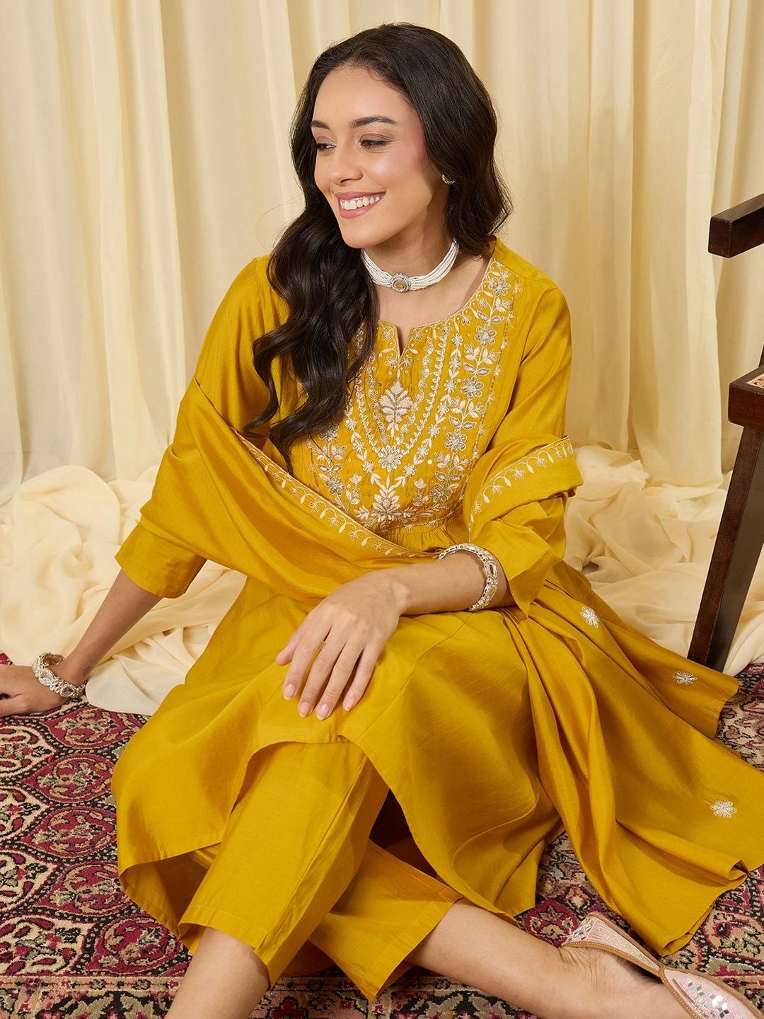 Women Ethnic Motifs Embroidered Tiered Thread Work Kurta with Trousers & With Dupatta