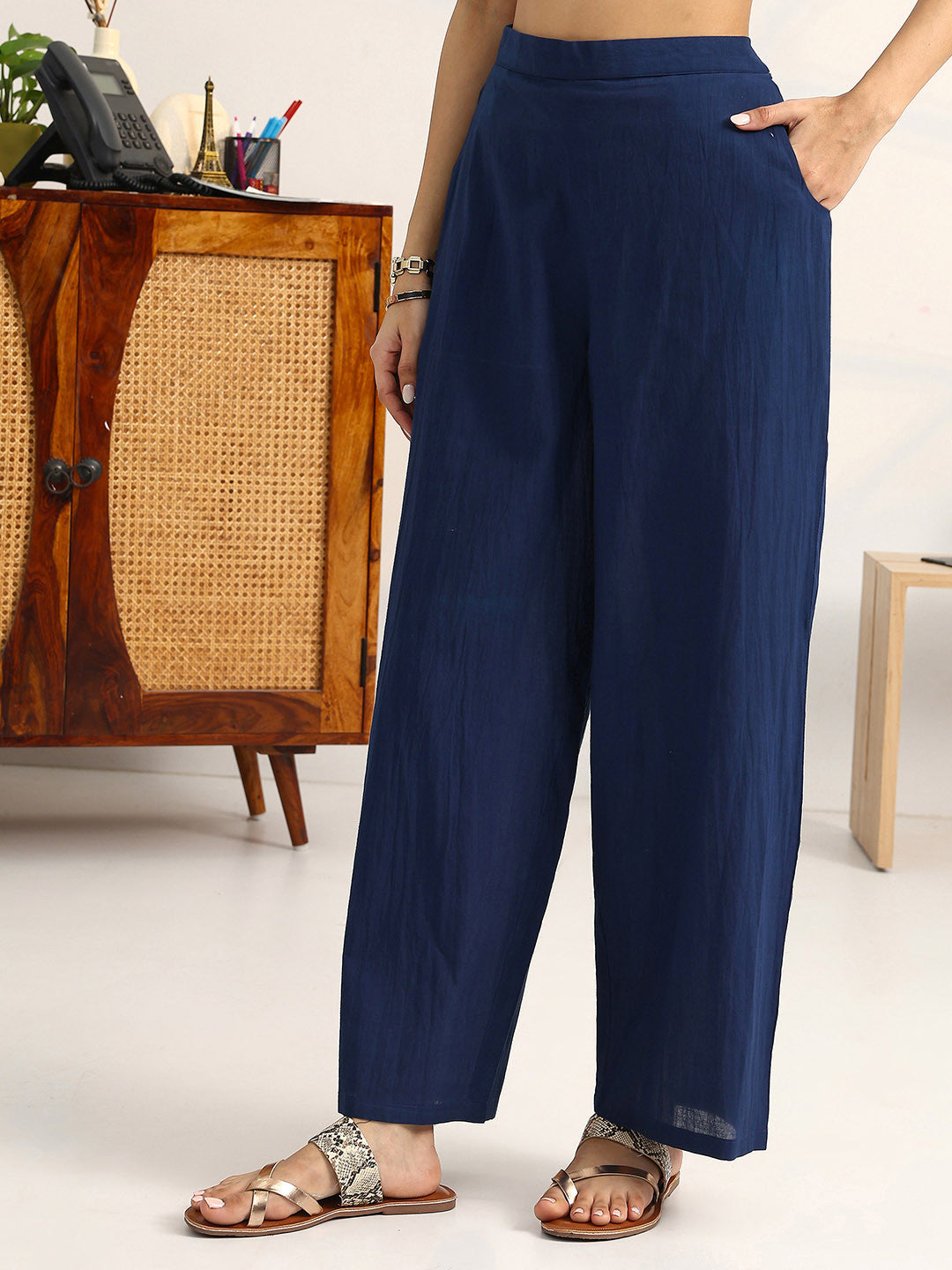 Women Ethnic Motifs Embroidered Regular Thread Work Cotton Blend Kurta with Palazzos & With