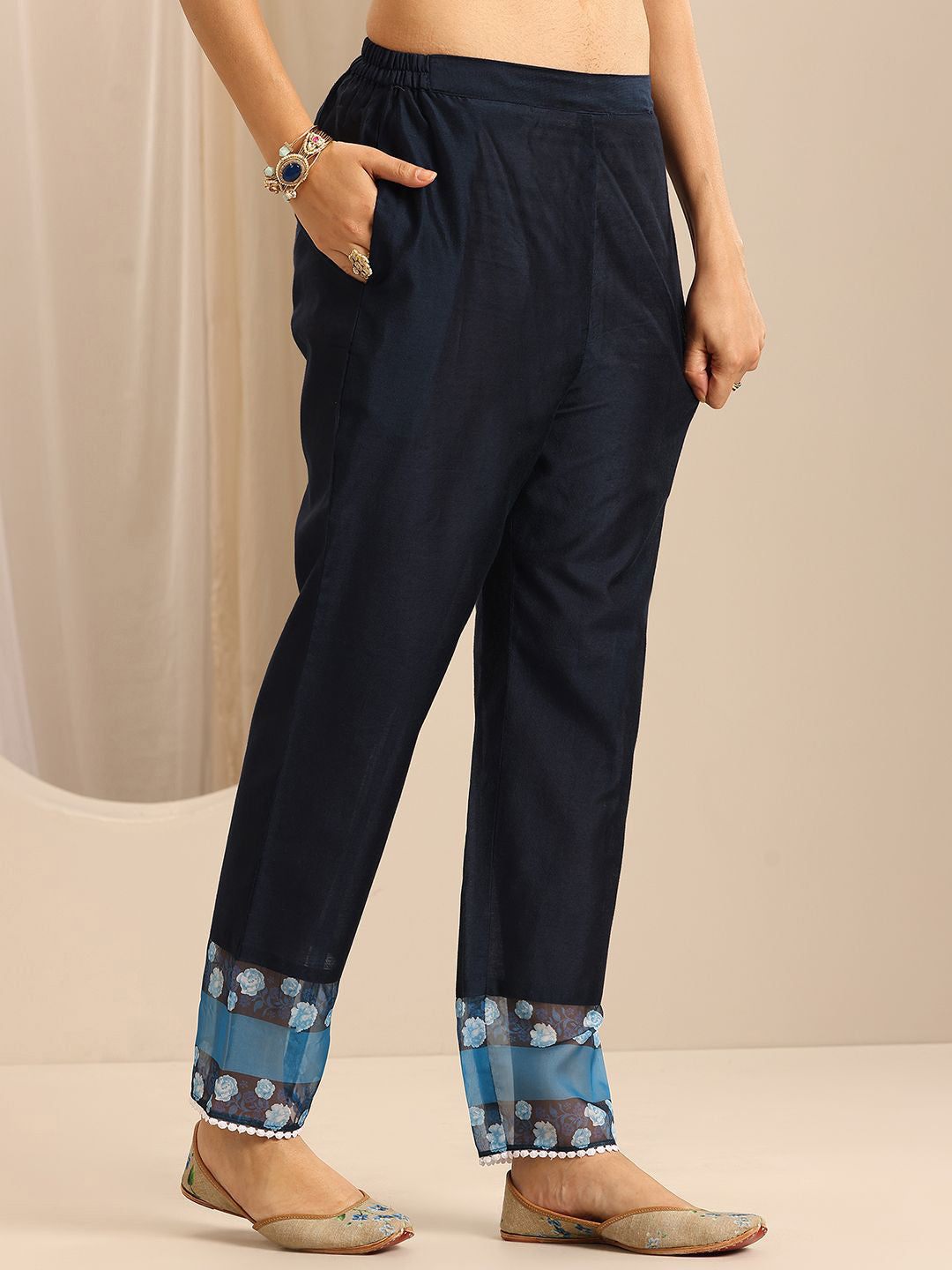 Floral Printed V-Neck Thread Work Straight Kurta With Trousers & Dupatta