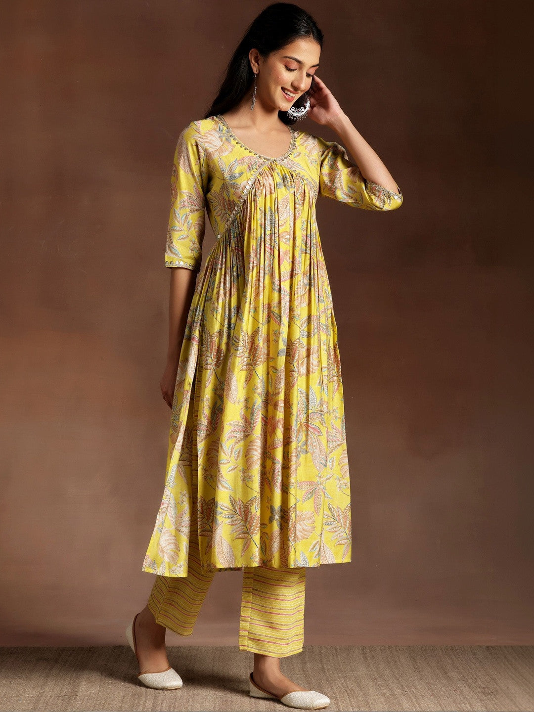 Women Floral Printed Tiered Sequinned Kurta with Trousers & With Dupatta