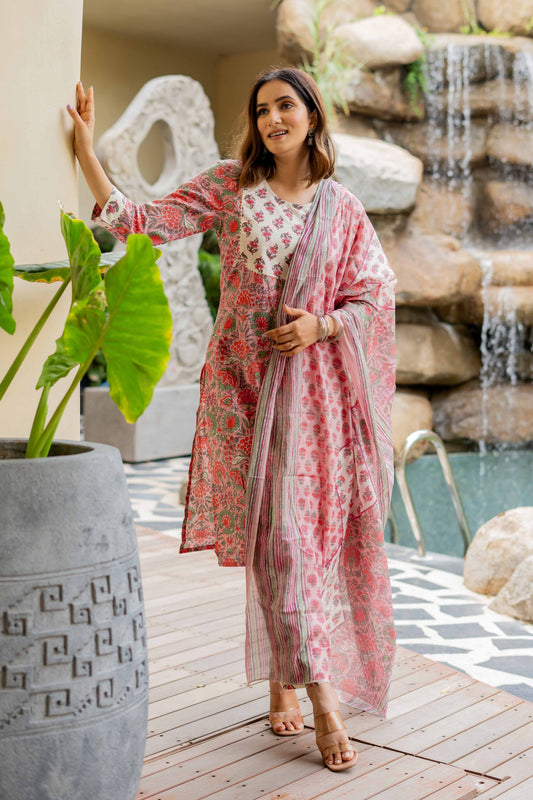 Dhiyona KL Floral Printed Round Neck Sequinned Pure Cotton Kurta With Trousers & Dupatta