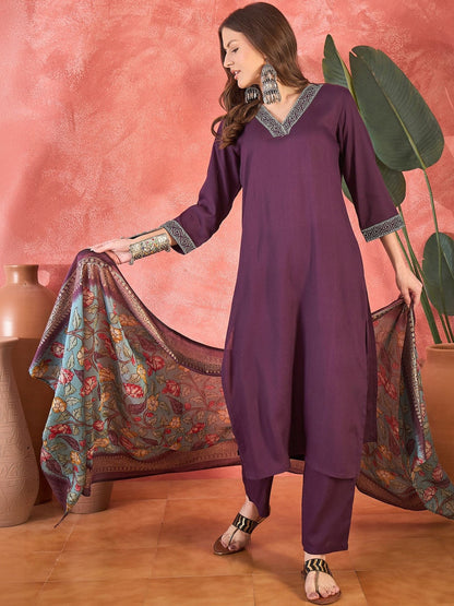 Printed V-Neck Kurta & Trousers Kurta Sets