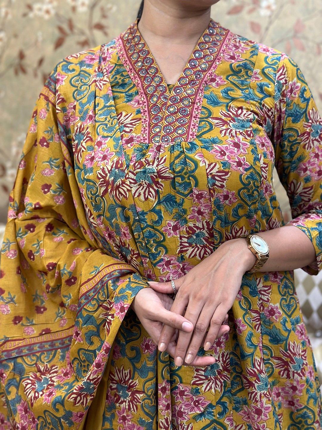 Dhiyona KL Women Floral Printed V-Neck Anarkali Kurta With Palazzos & Dupatta