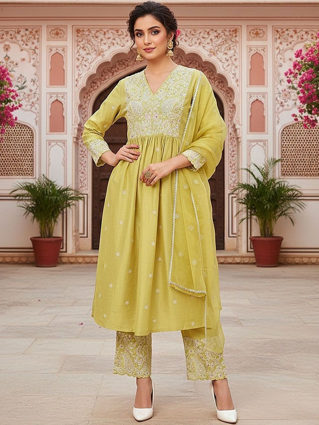 Dhiyona KL Floral Embroidered Panelled Thread Work Anarkali Kurta With Palazzo & Dupatta