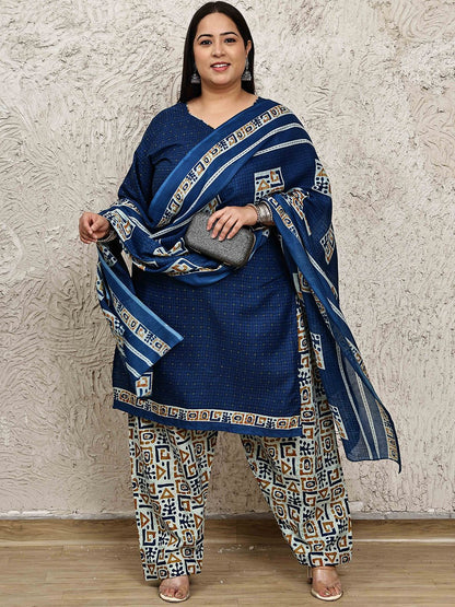 Dhiyona KL Women Plus Size Floral Printed Kurta with Palazzos & Dupatta