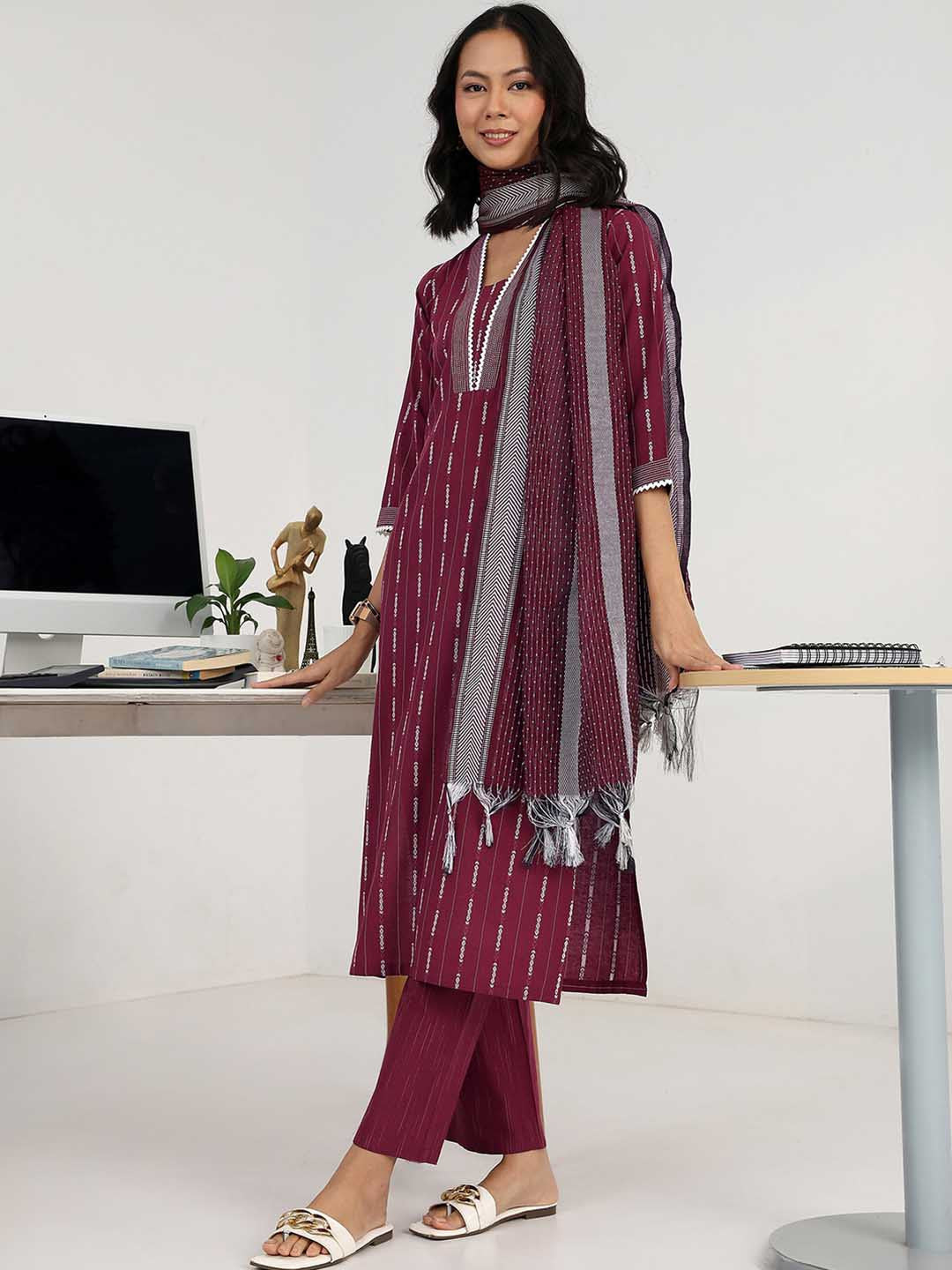 Women Printed Regular Kurta with Trousers & With Dupatta