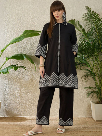 Dhiyona IE Embroidered Shirt Collar Three-Quarter Sleeves Pure Cotton Tunic And Trousers