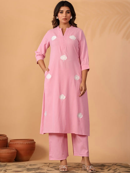Women Floral Embroidered Regular Thread Work Kurta with Palazzos